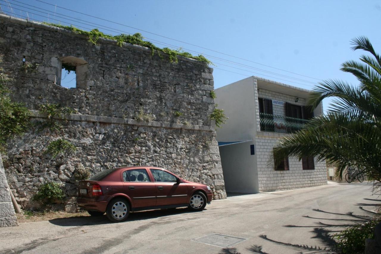 Apartments By The Sea Sucuraj, Hvar - 136 Ngoại thất bức ảnh
